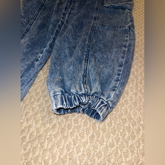 FUTURE COLLECTIVE Kahlana Barfield Brown midrise cargo jeans SIZE: 2 - Picture 4 of 8